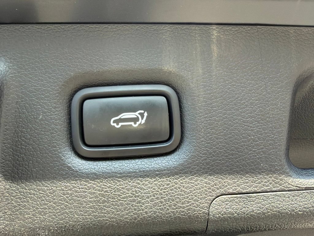 Used 2023 Hyundai Santa Fe Limited AWD/4WD image 24