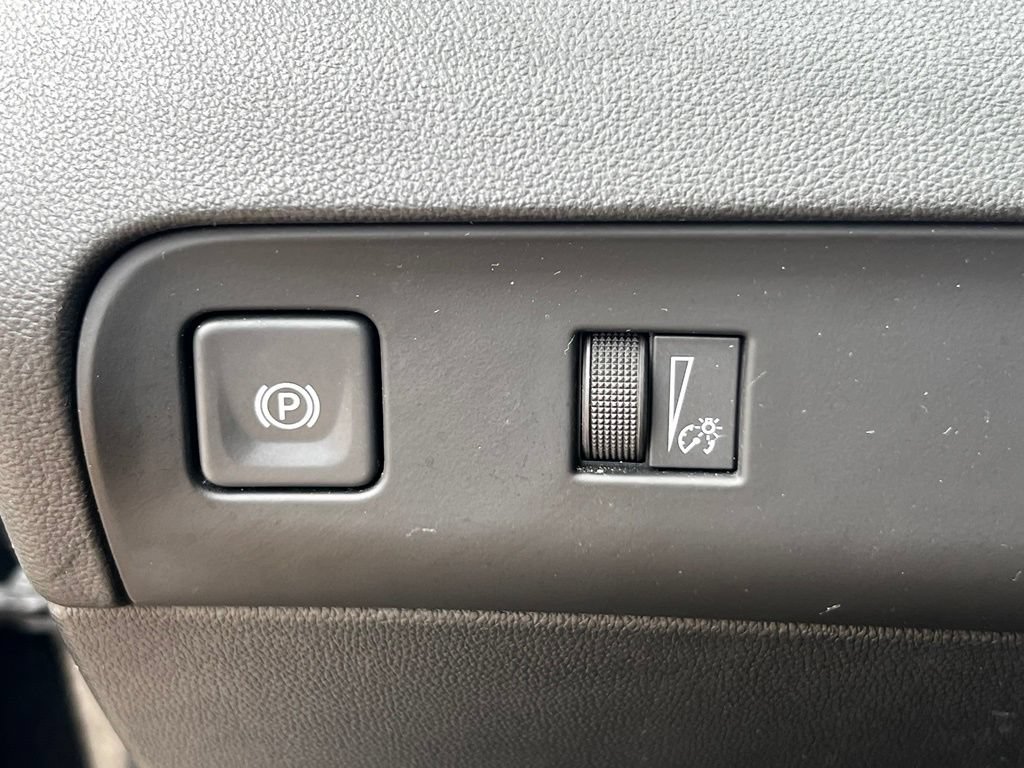 Certified 2023 Buick Enclave Essence FWD image 14