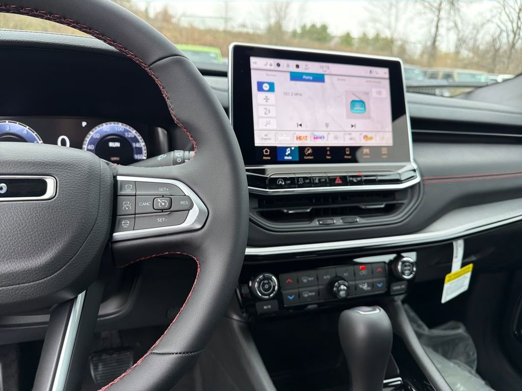 New 2026 Jeep Compass Trailhawk w/ Sun, Sound & Navigation Group image 16