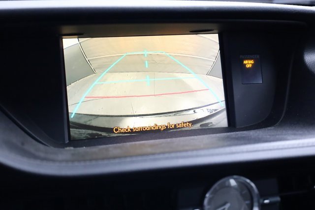 Used 2014 Lexus ES 300h w/ Luxury Package w/Bamboo Trim image 18