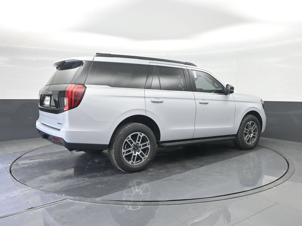 New 2026 Ford Expedition Active RWD image 15