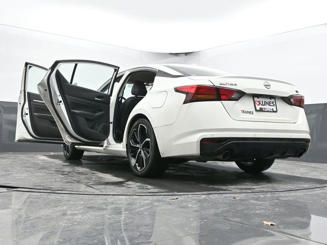 Used 2024 Nissan Altima 2.5 SR image 71