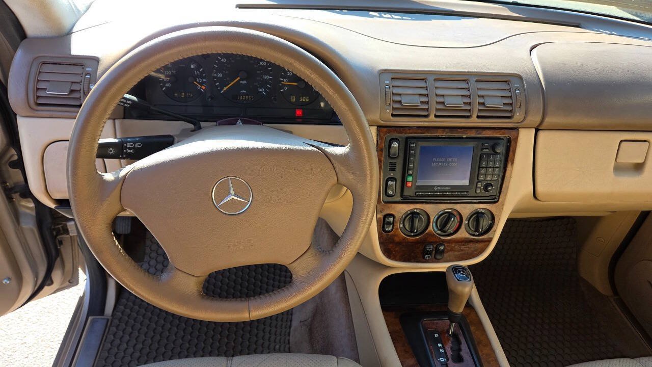 Used 2001 Mercedes-Benz ML 320 4MATIC image 49