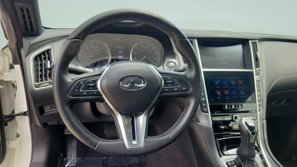 Used 2019 INFINITI Q60 3.0t Luxe AWD/4WD image 12