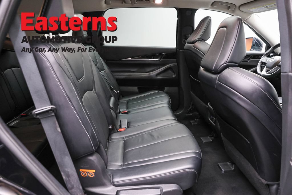 Used 2023 INFINITI QX60 Pure AWD/4WD image 24