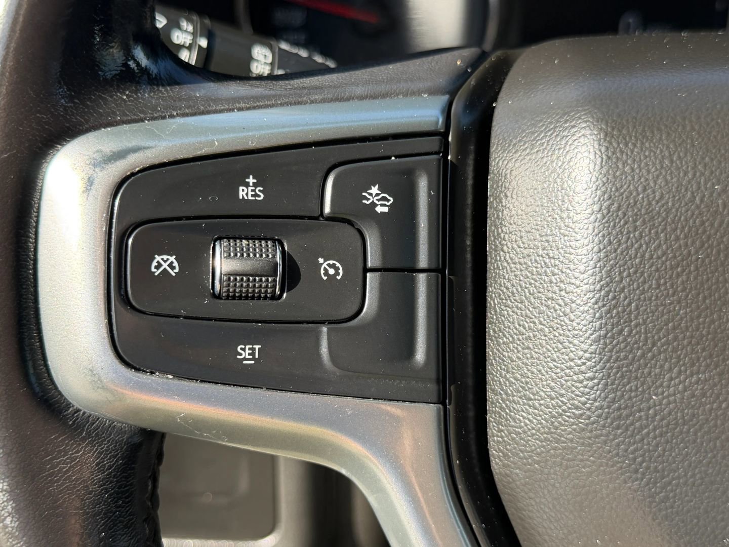 Used 2021 Chevrolet Tahoe Z71 image 19