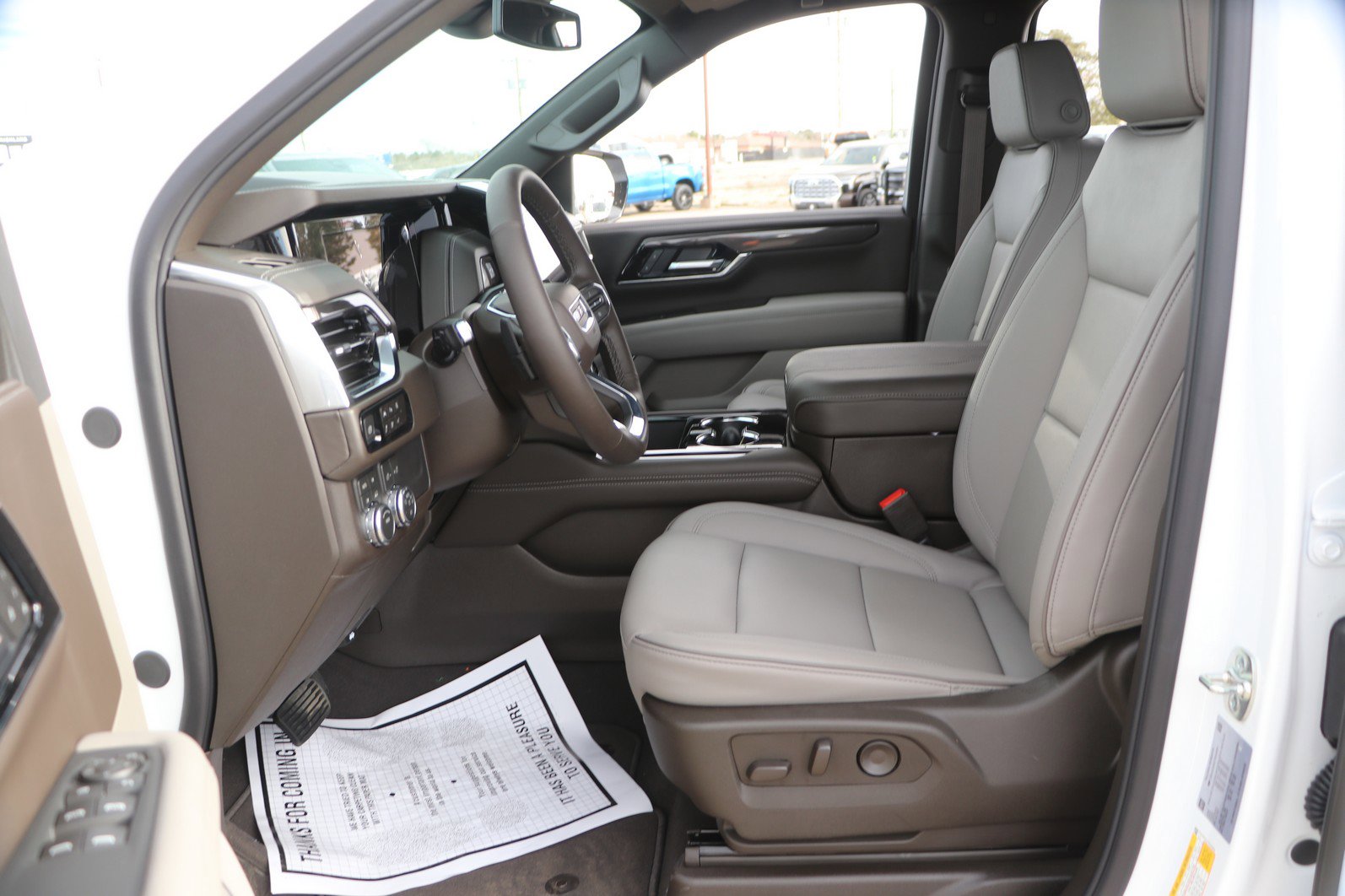 New 2026 GMC Yukon XL Elevation image 13