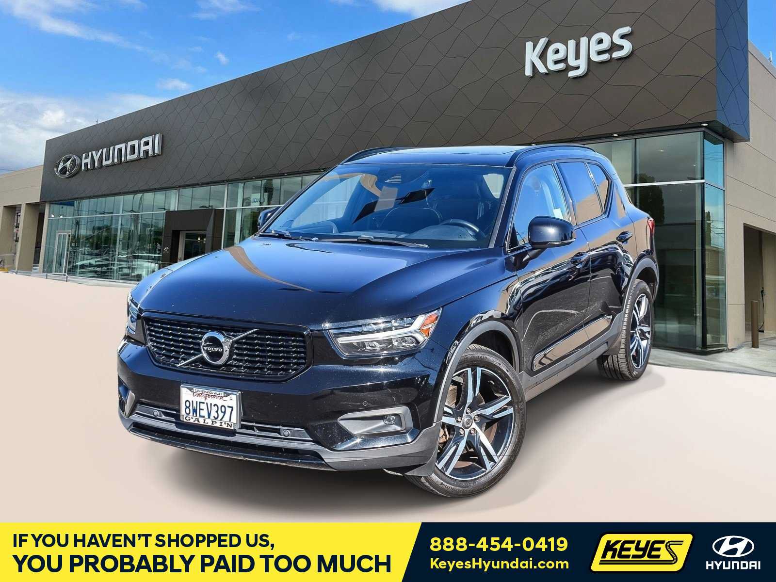 Used 2021 Volvo XC40 T5 R-Design AWD/4WD image 1