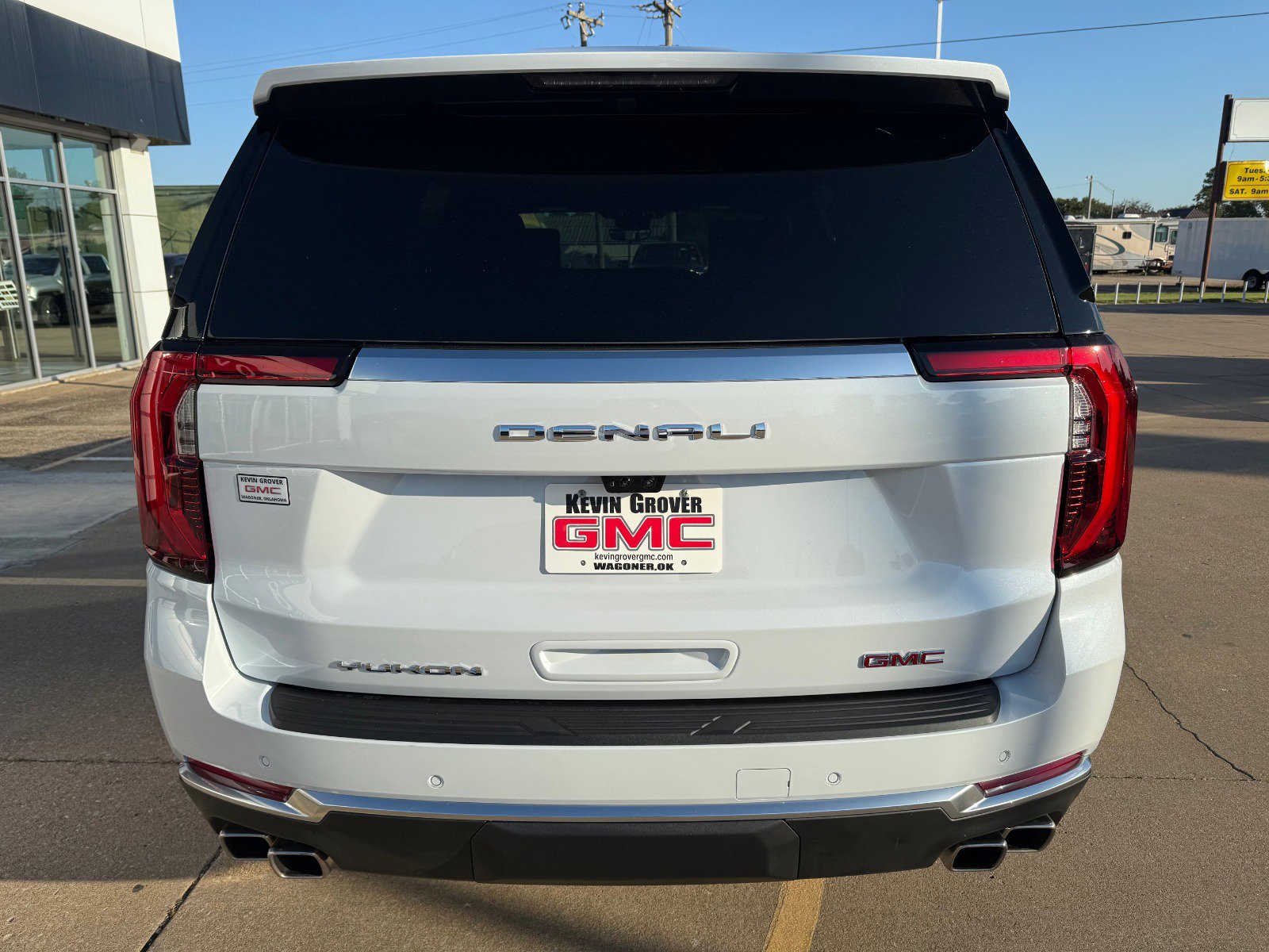 New 2026 GMC Yukon Denali w/ Advanced Technology Package image 4