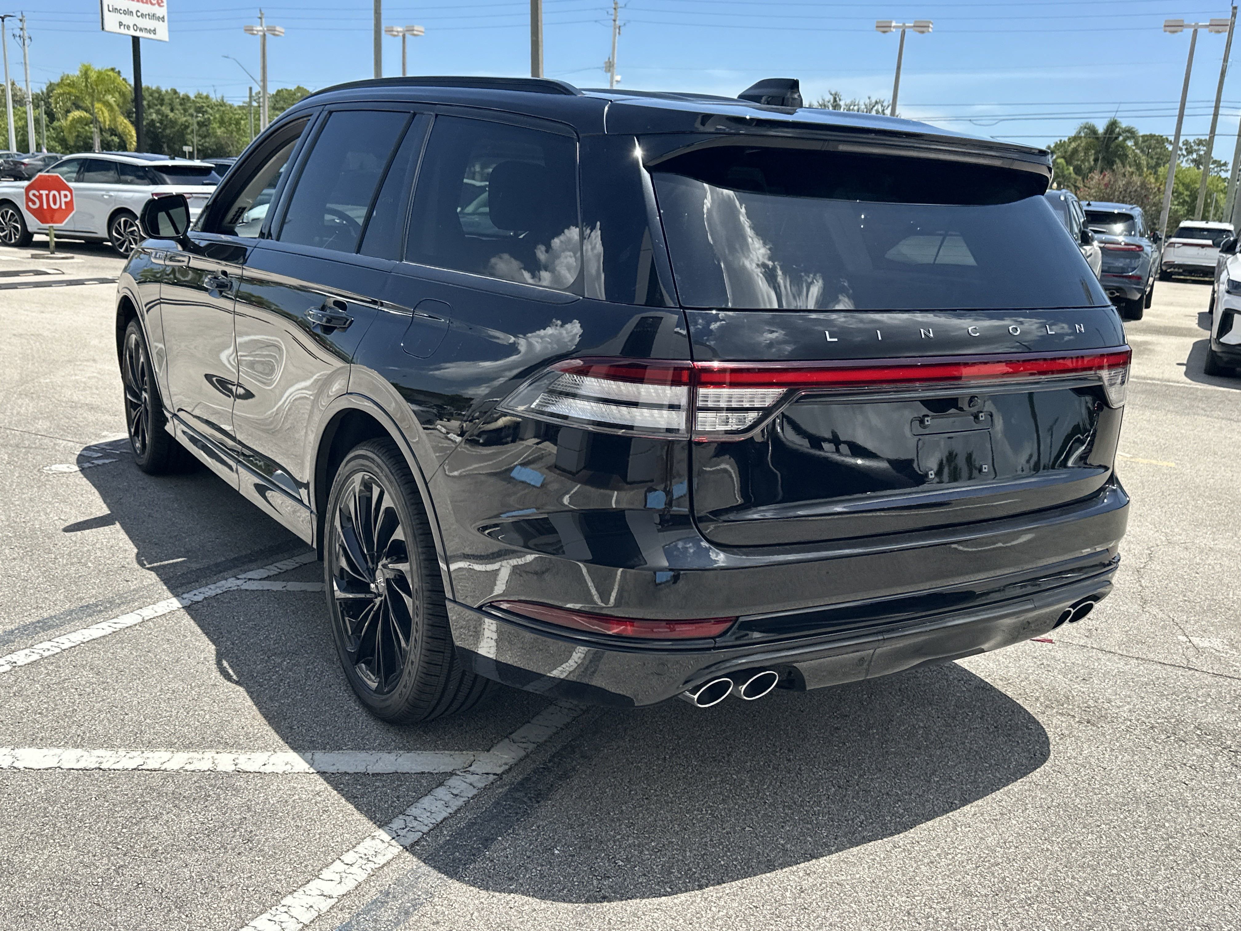 New 2025 Lincoln Aviator Reserve w/ Equipment Group 201A image 8