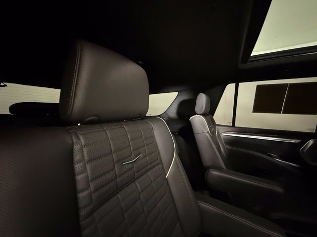 Used 2026 Cadillac Escalade Platinum Sport w/ LPO, ONYX Package AWD/4WD image 27