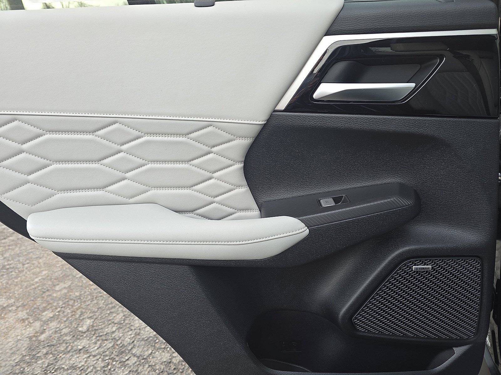 New 2026 Mitsubishi Outlander SEL AWD/4WD image 26