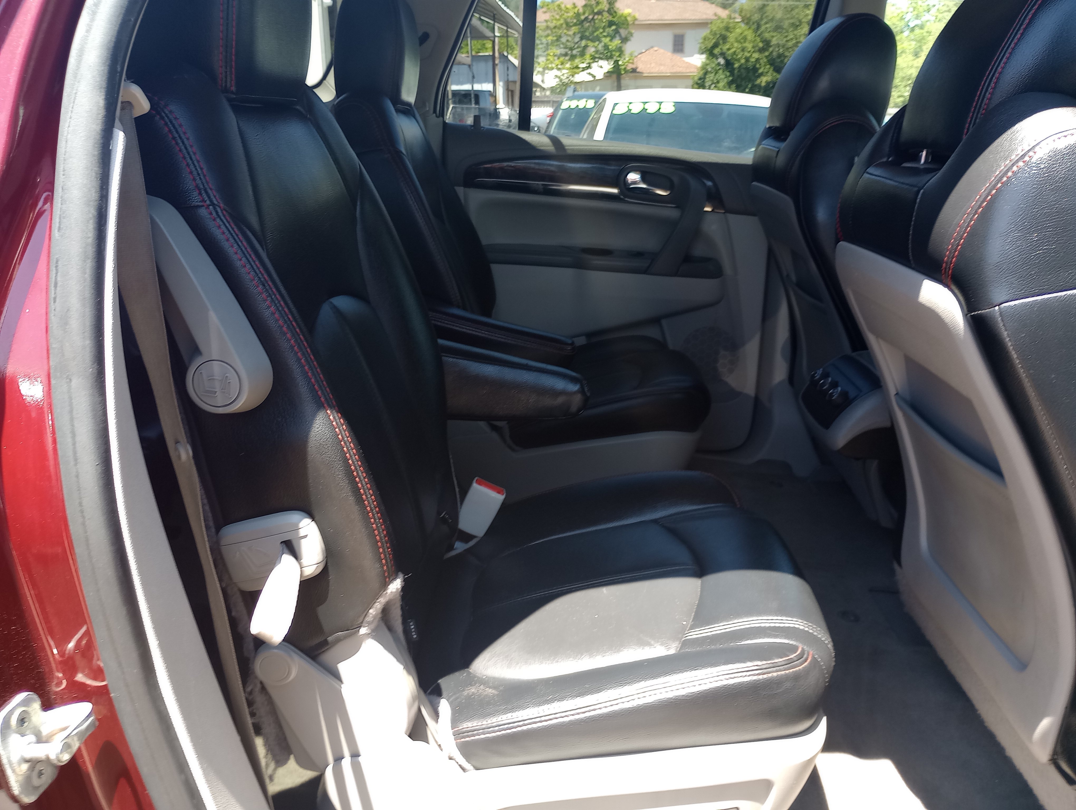 Used 2015 Buick Enclave Convenience FWD image 15