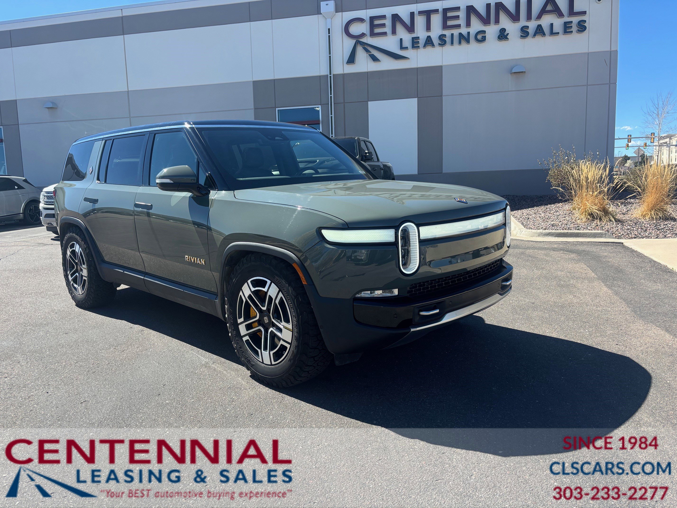 Used 2022 Rivian R1S Launch Edition image 1