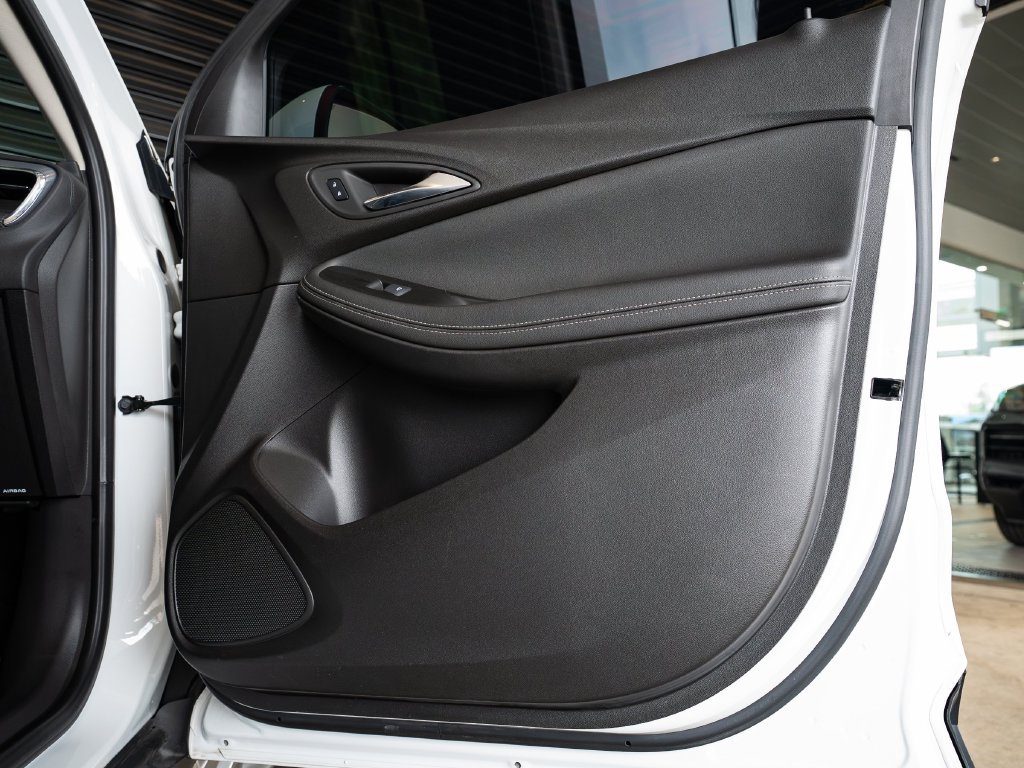 Used 2025 Buick Encore GX Preferred FWD image 27