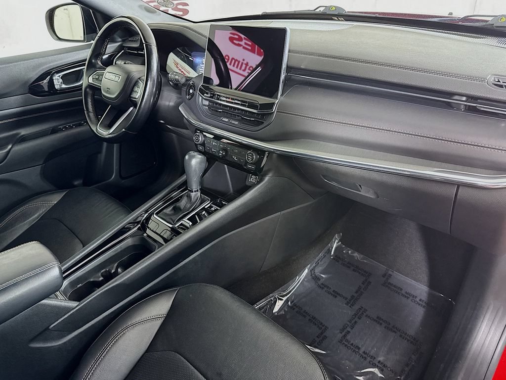 Used 2022 Jeep Compass Limited AWD/4WD image 31
