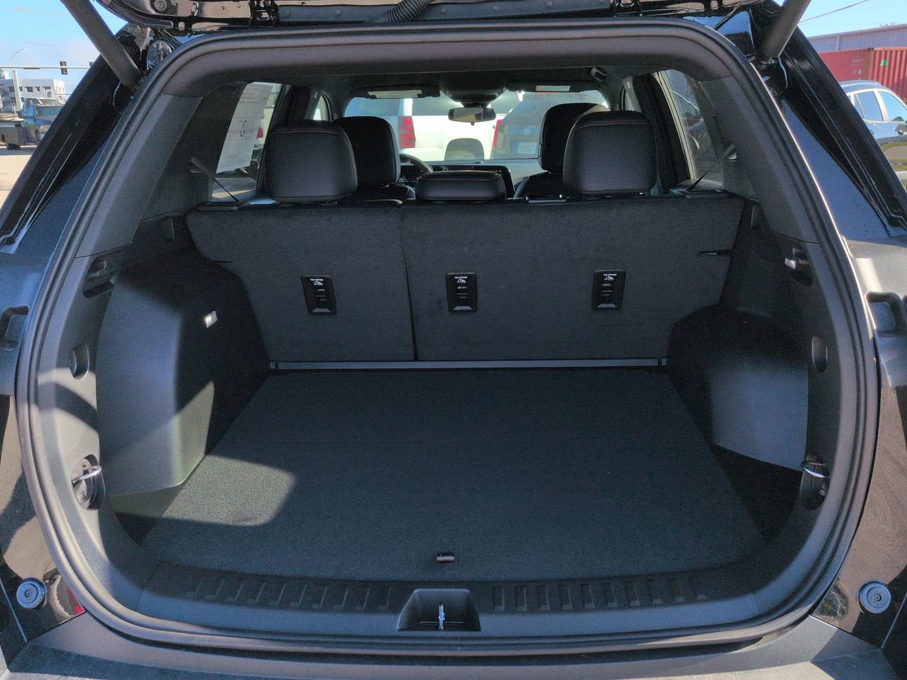 New 2027 Chevrolet Equinox RS FWD image 13
