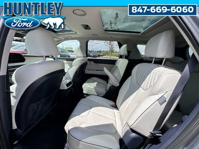 Used 2023 Hyundai Palisade Limited AWD/4WD image 18