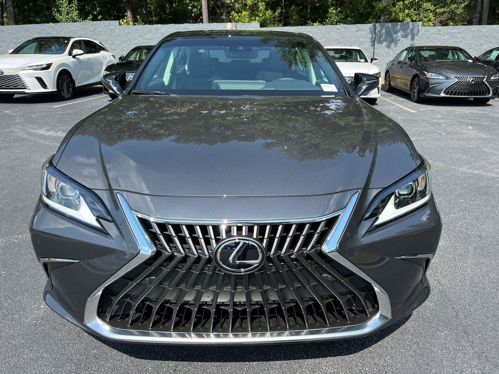 New 2025 Lexus ES 350 w/ Premium Package image 3