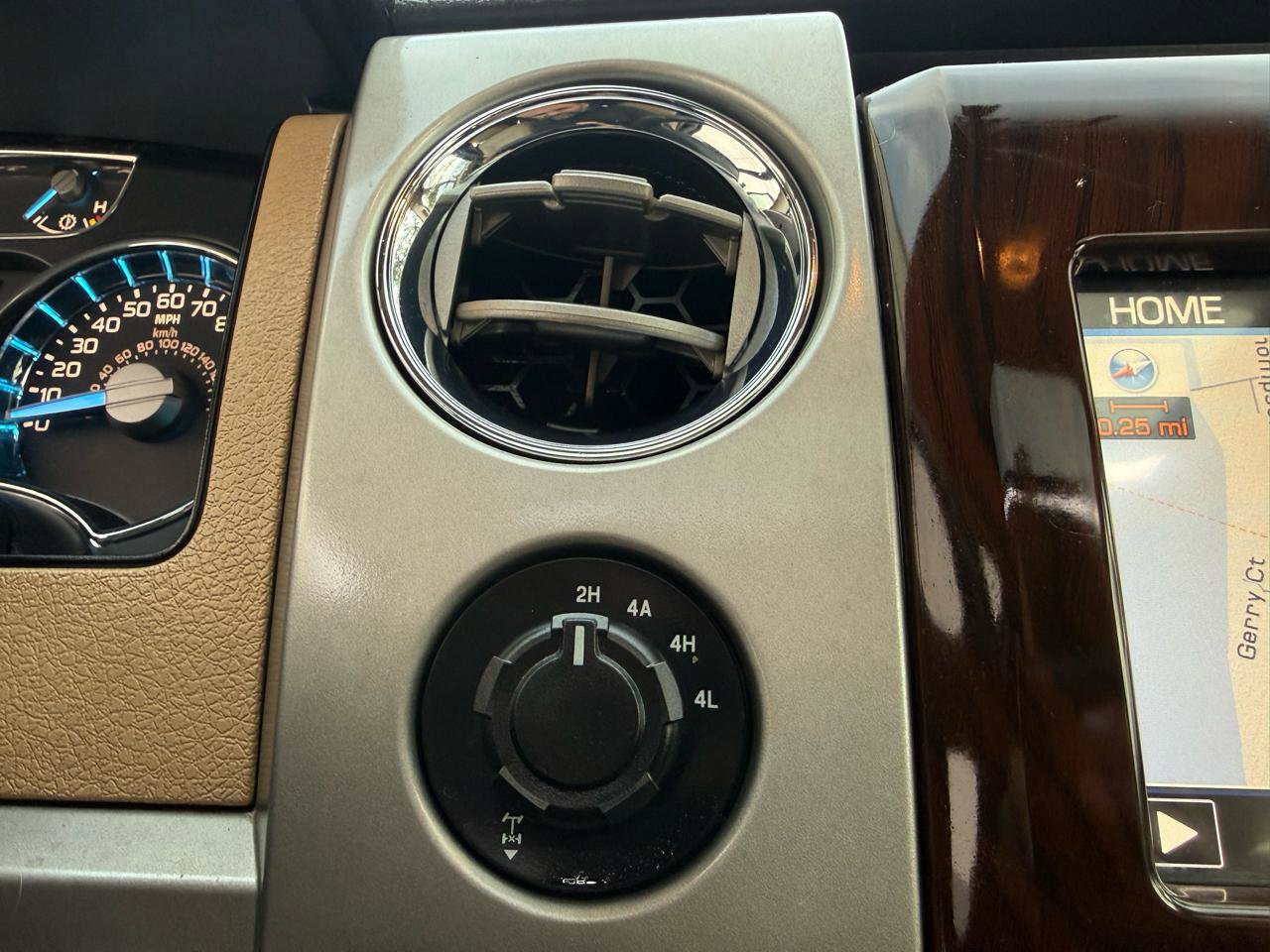 Used 2012 Ford F150 Lariat w/ Lariat Chrome Pkg image 42