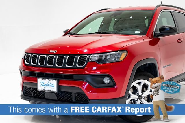 Certified 2025 Jeep Compass Latitude AWD/4WD image 2