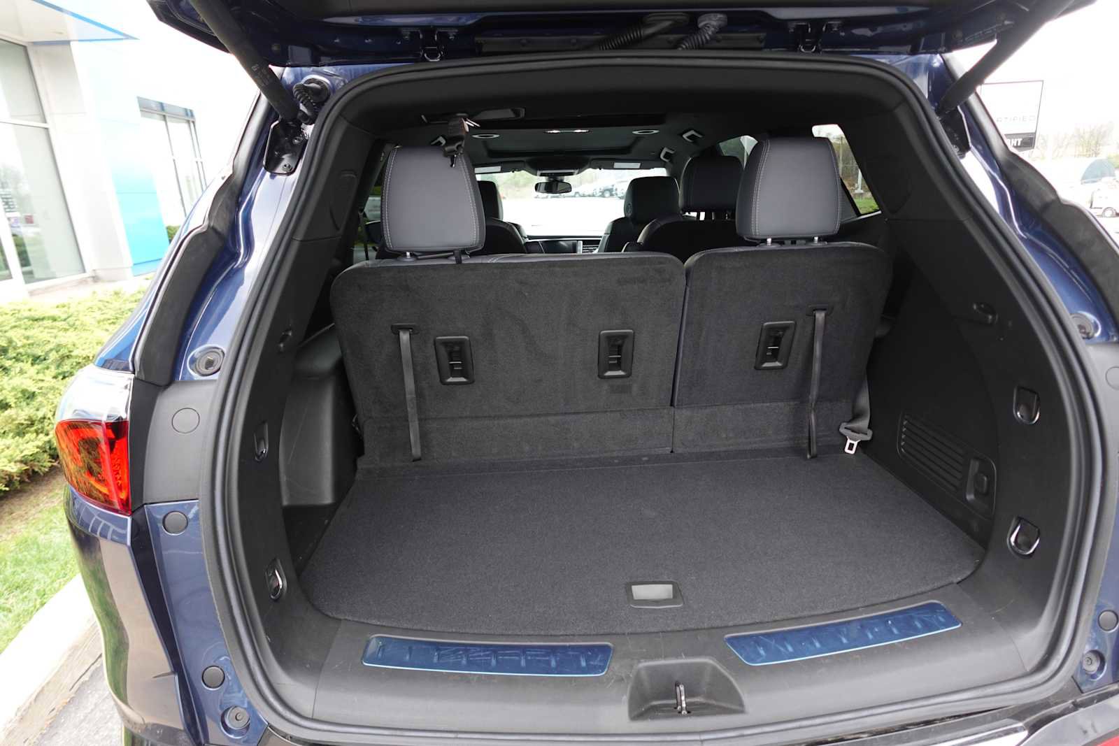 Used 2023 Buick Enclave Essence w/ Experience Buick Package image 30