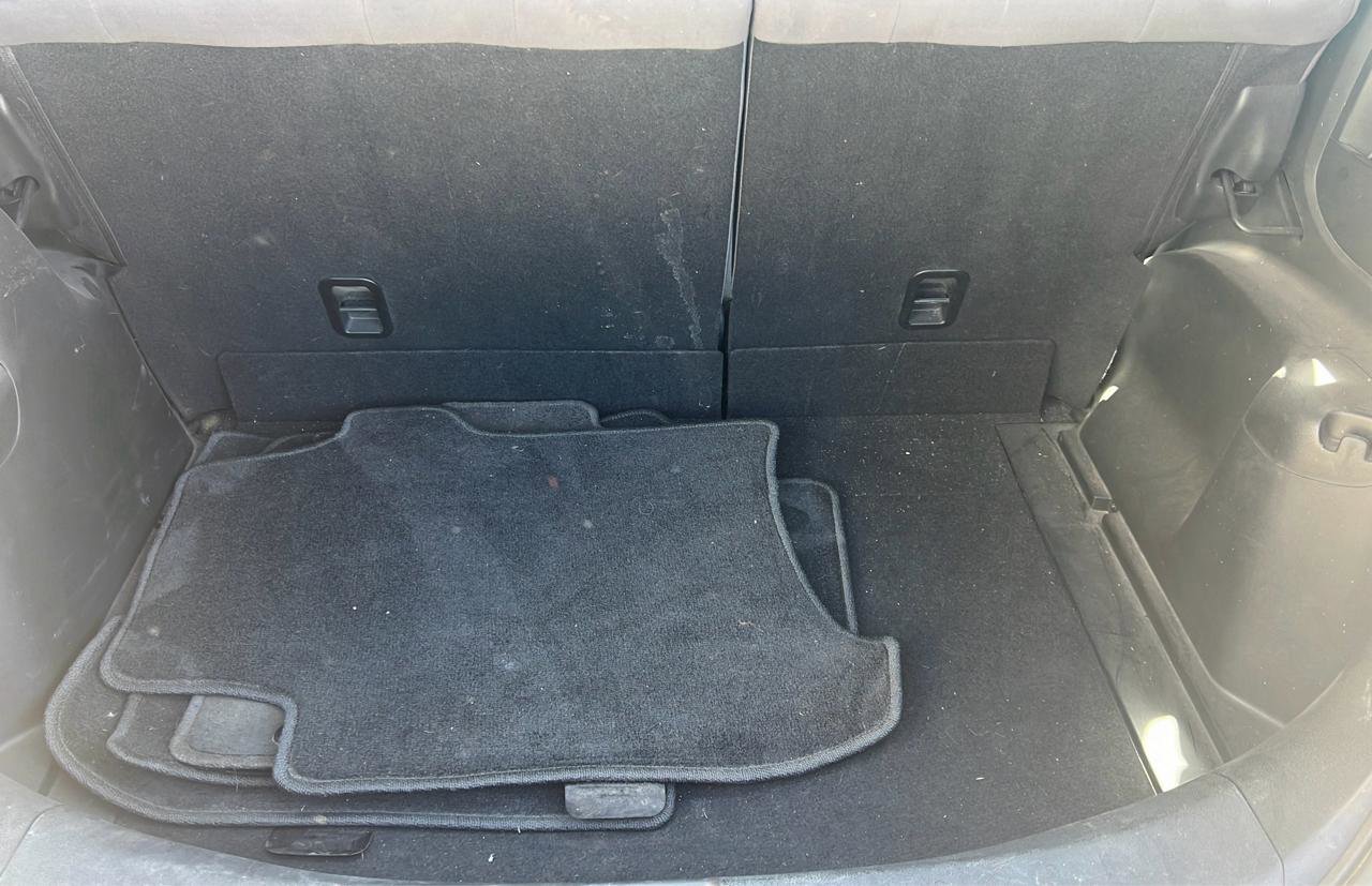 Used 2010 Honda Fit image 15