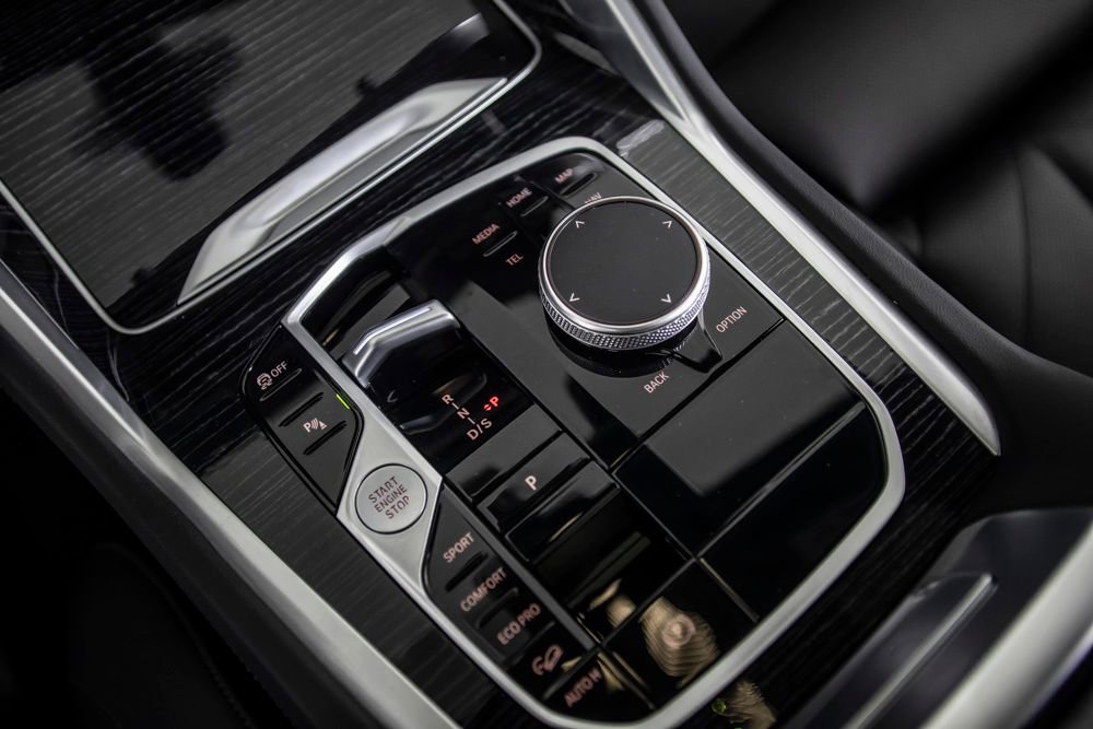 Used 2024 BMW X6 xDrive40i w/ Parking Assistance Package image 35