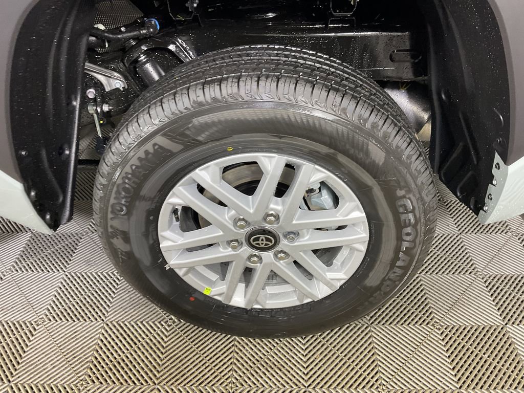 New 2026 Toyota Tundra SR5 image 5