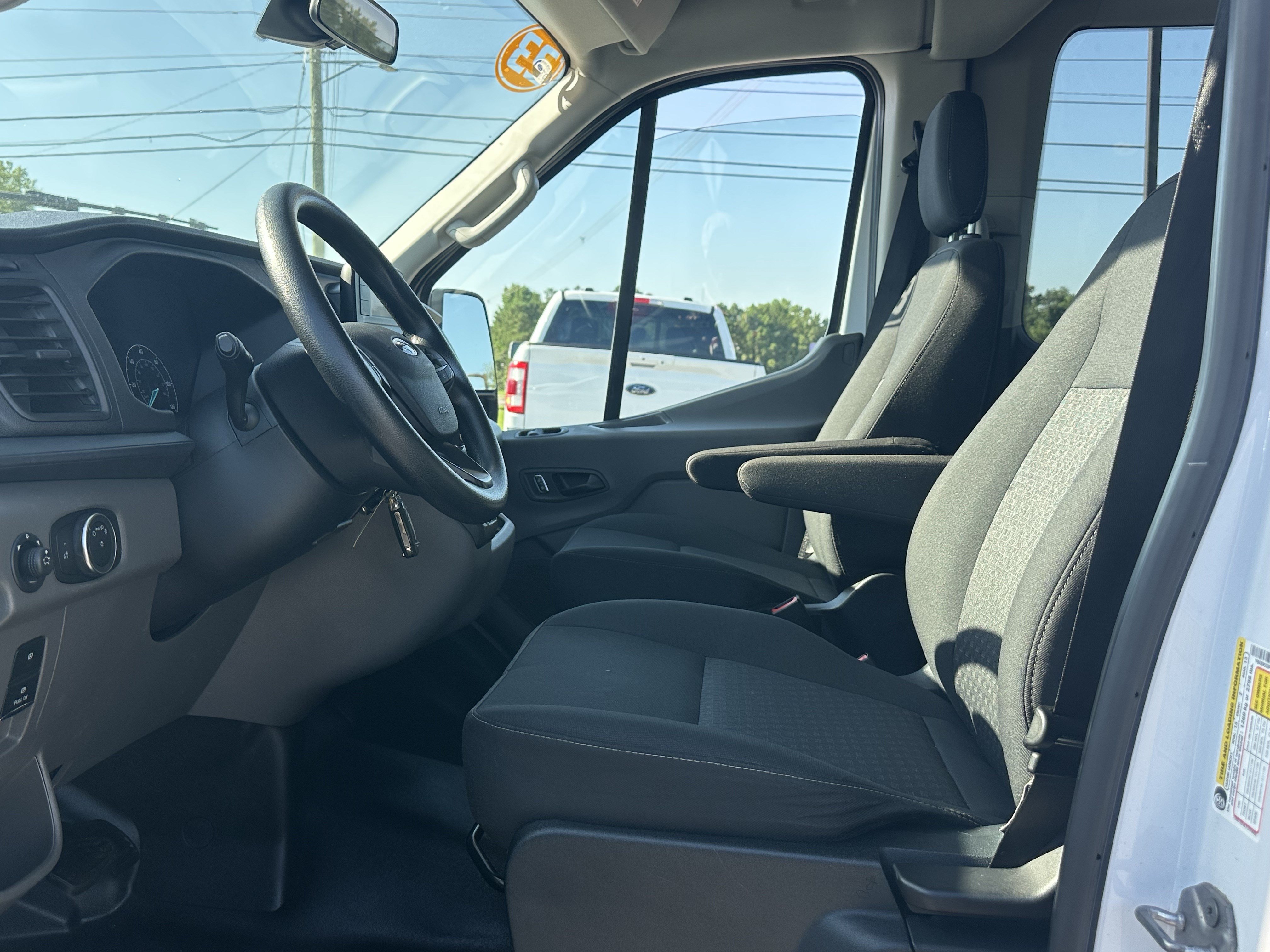 Used 2023 Ford Transit 350 XL AWD/4WD image 8