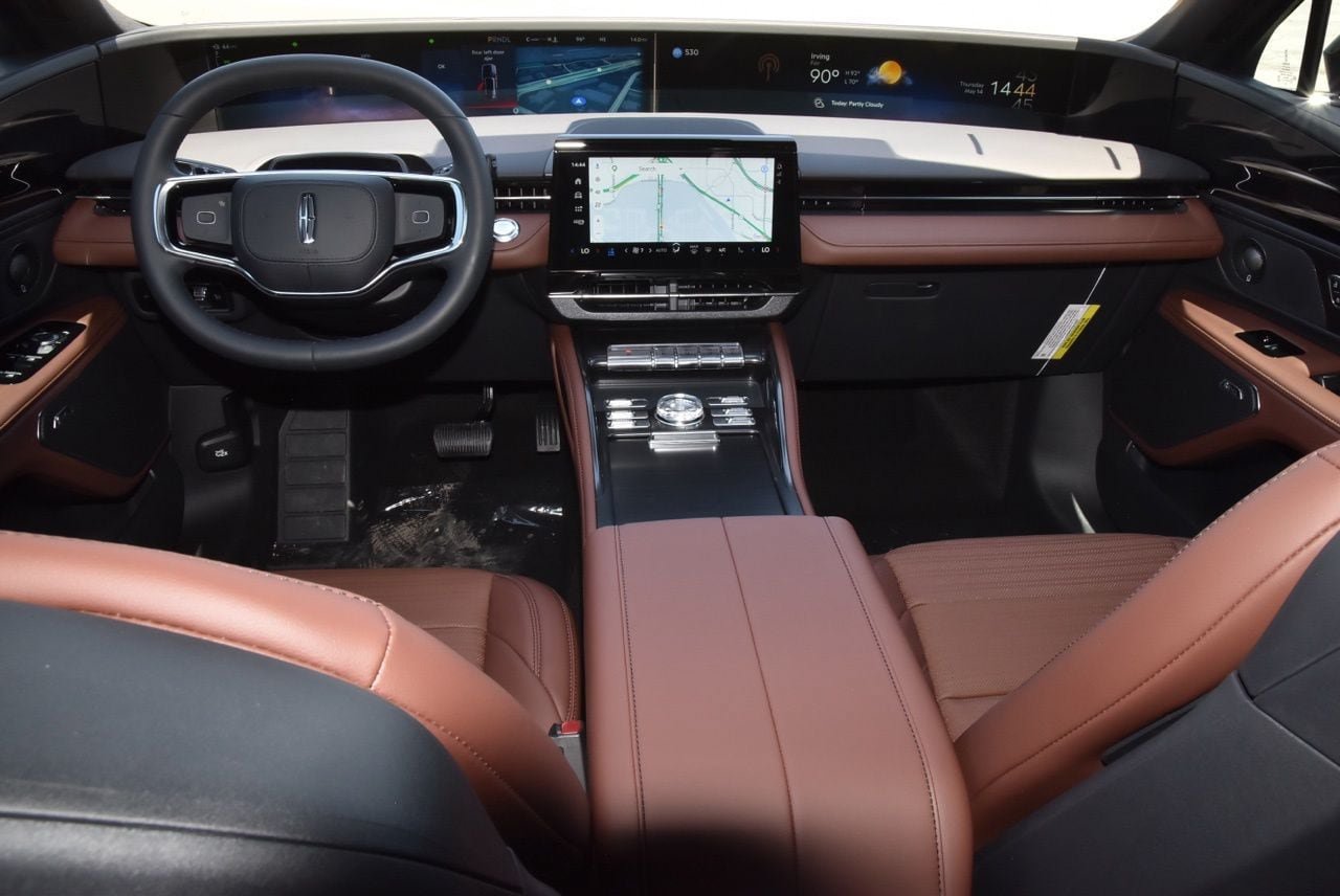 New 2026 Lincoln Nautilus Reserve w/ Jet Appearance Package AWD/4WD image 22