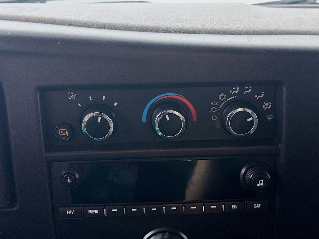 Used 2022 Chevrolet Express 2500 w/ Driver Convenience Package image 18