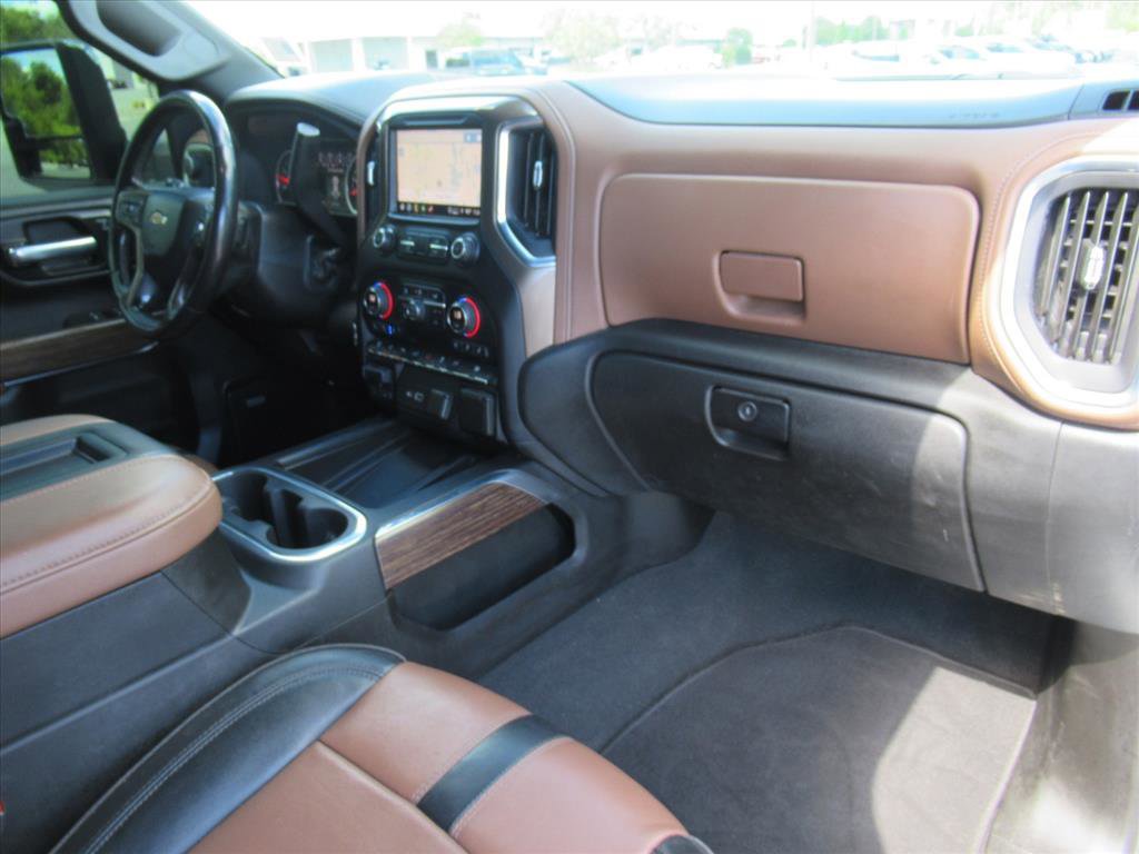 Used 2021 Chevrolet Silverado 3500 High Country image 13