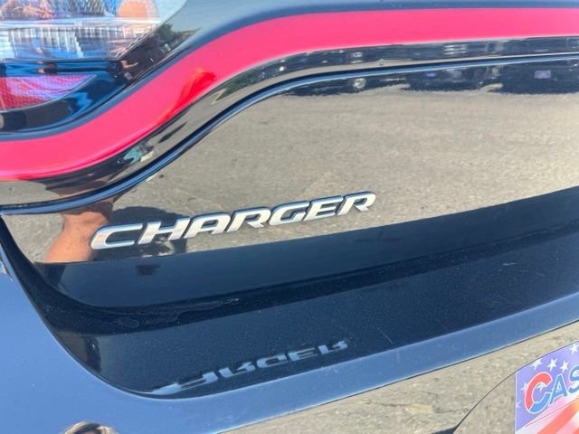 Used 2022 Dodge Charger SXT RWD image 19