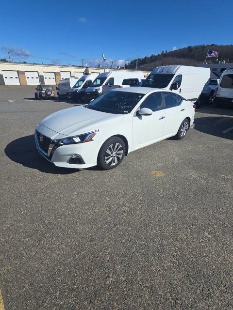 Used 2021 Nissan Altima 2.5 S image 3