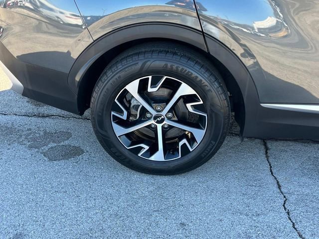 Used 2024 Kia Sportage EX image 42