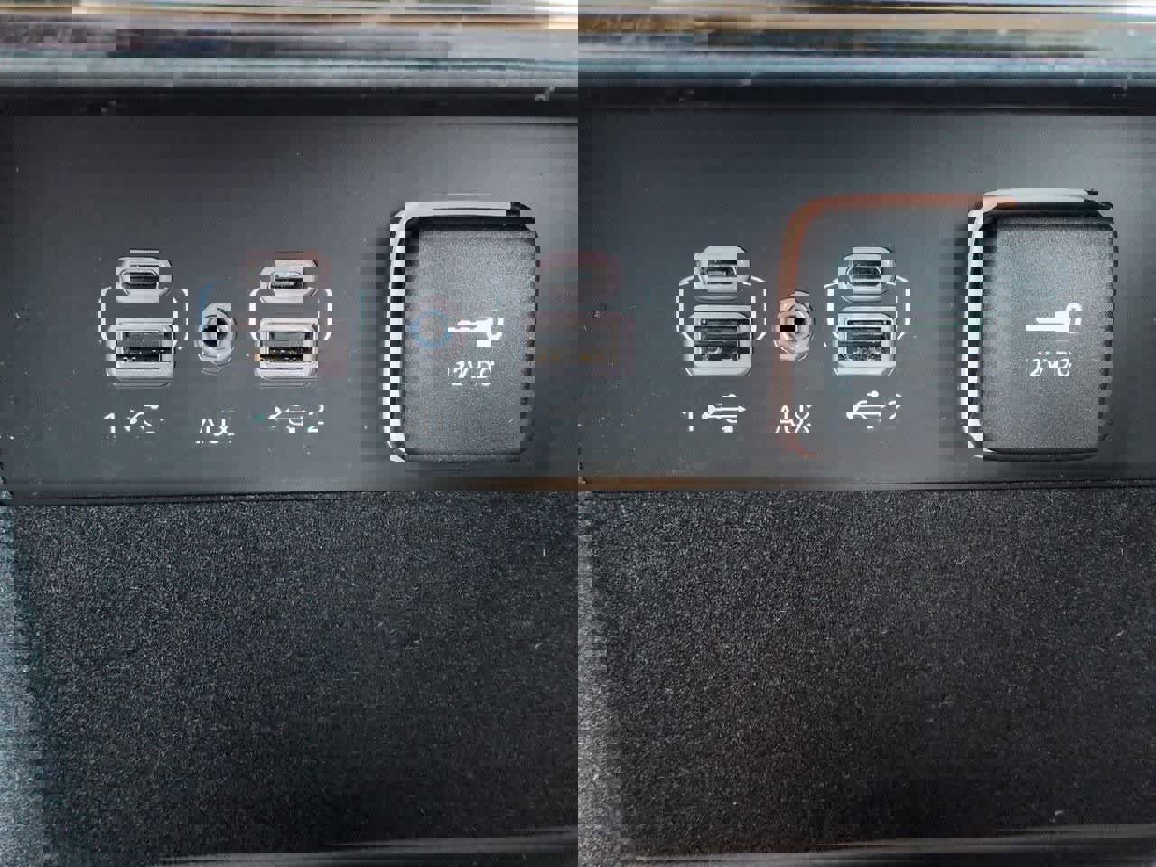 Used 2022 Jeep Grand Cherokee Limited image 29