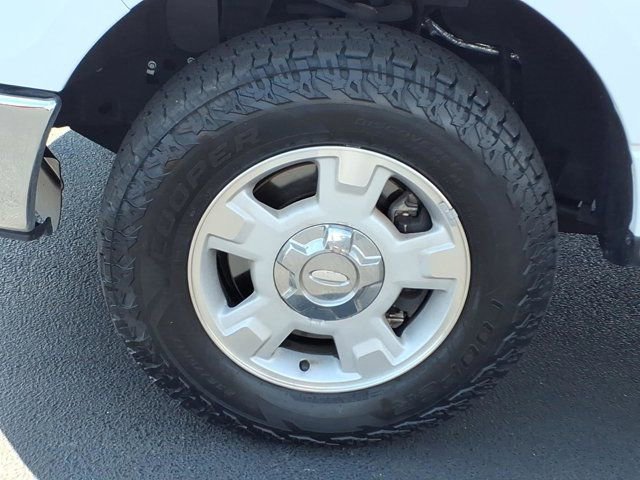 Used 2013 Ford F150 XLT w/ Mid Equipment Group image 28