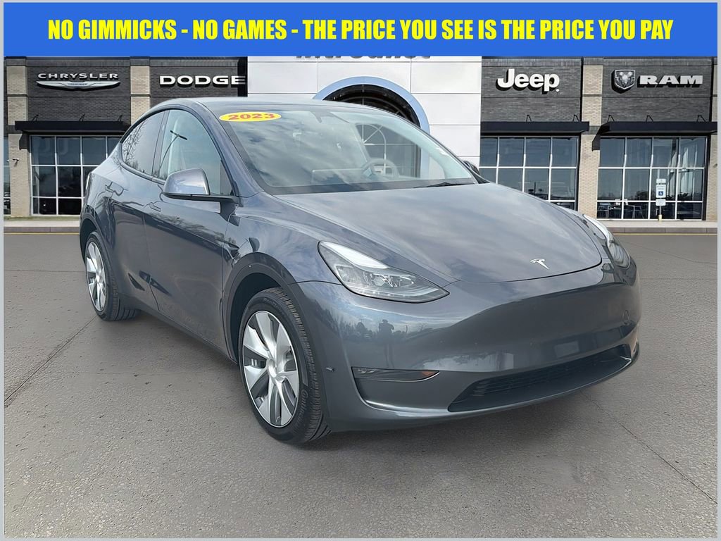 Used 2023 Tesla Model Y Long Range image 1