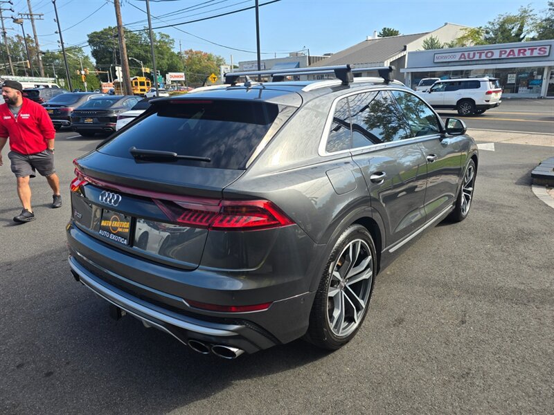 Used 2021 Audi SQ8 Prestige w/ Prestige Package AWD/4WD image 7