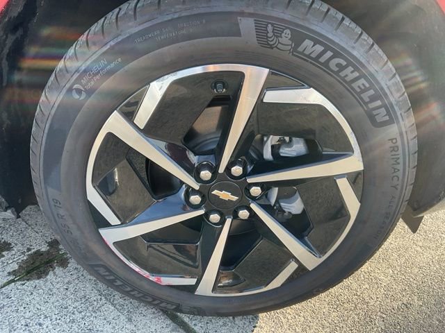 Used 2025 Chevrolet Equinox EV LT w/ Convenience Package image 13