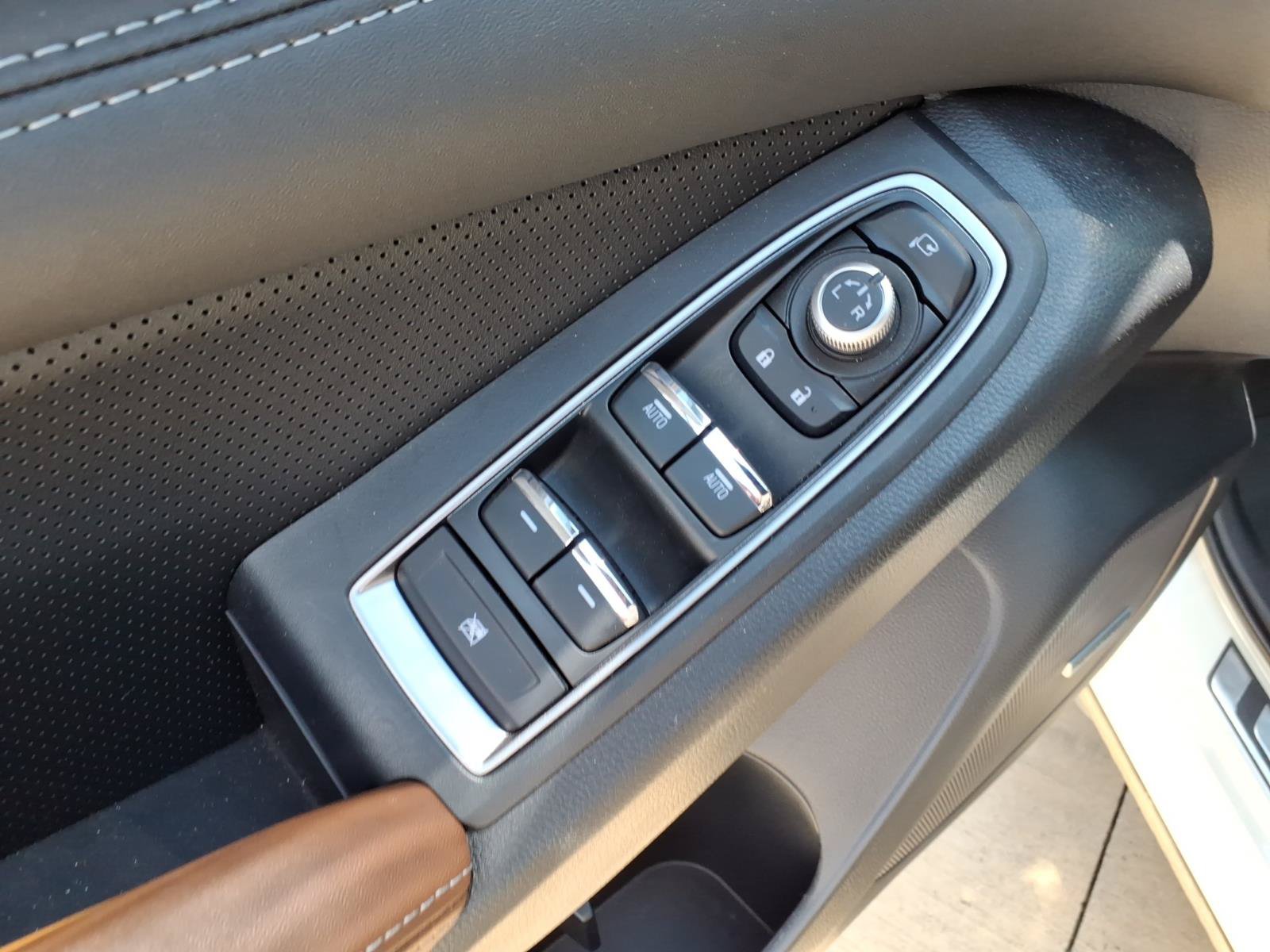 Used 2025 Subaru Ascent Touring AWD/4WD image 20