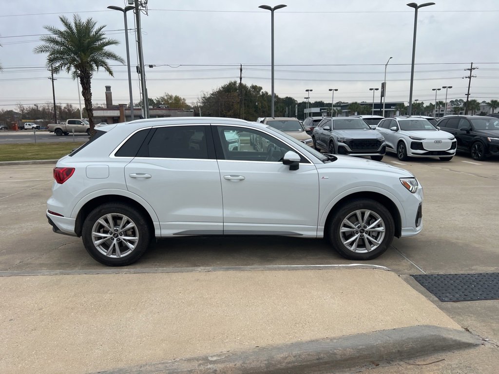 Used 2025 Audi Q3 2.0T Premium w/ Convenience Package image 8