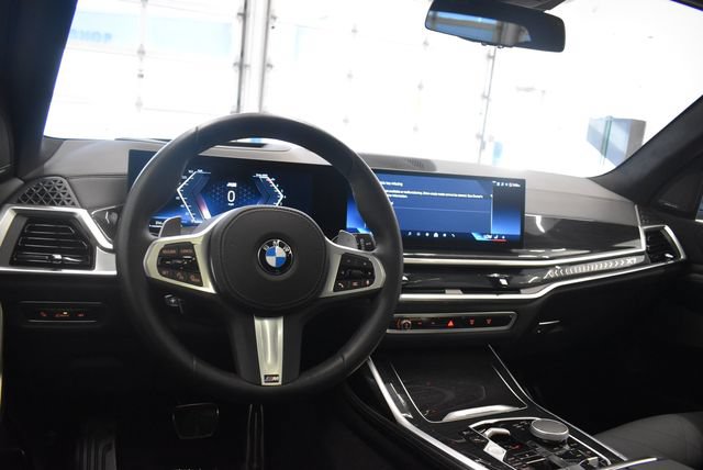 Used 2026 BMW X7 xDrive40i AWD/4WD image 23