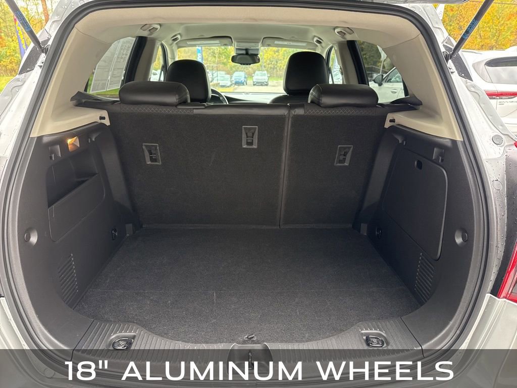 Used 2022 Buick Encore Preferred w/ Safety Package image 22
