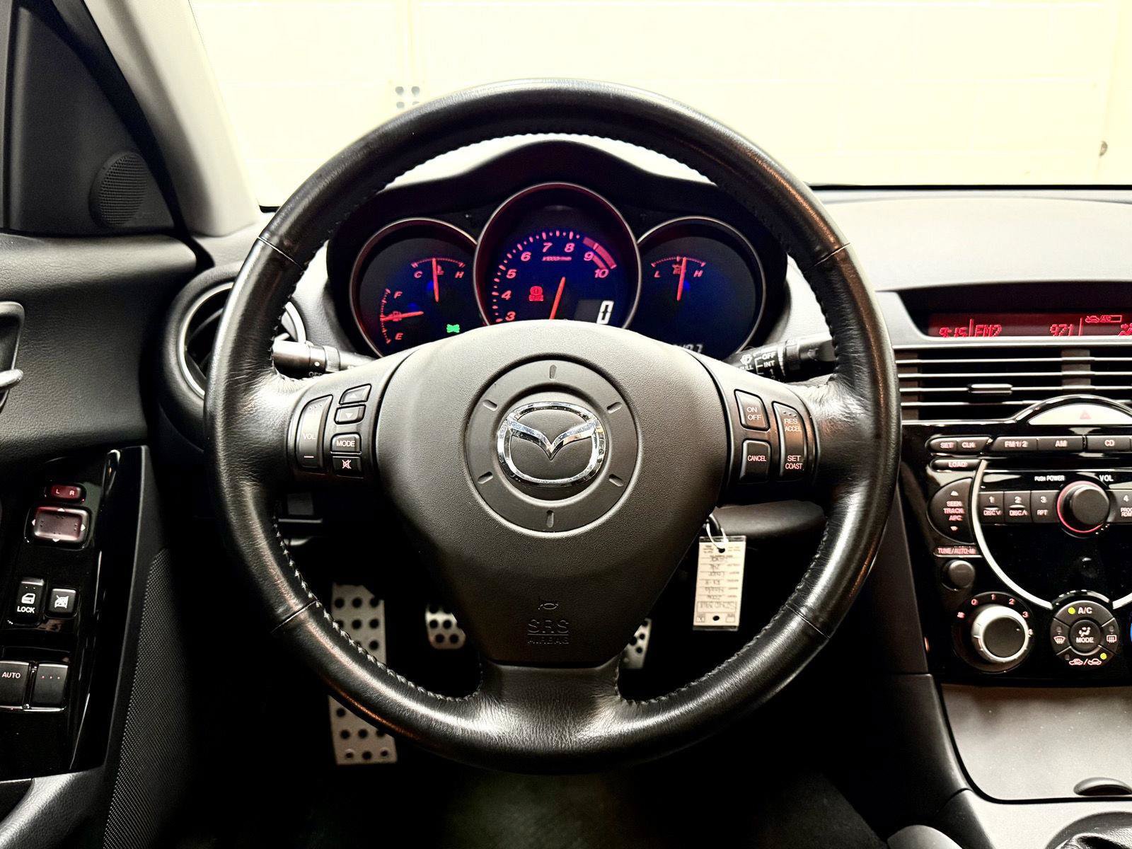 Used 2004 MAZDA RX-8 w/ MT Touring Pkg RWD image 19