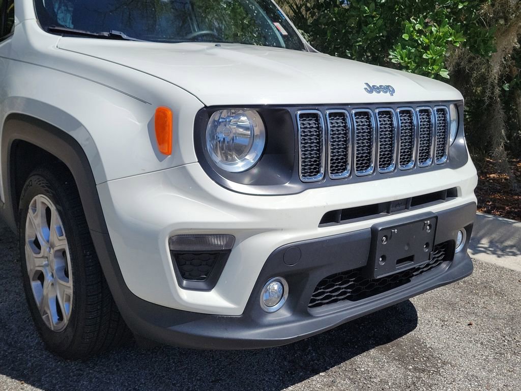 Used 2019 Jeep Renegade Latitude w/ Popular Equipment Group image 6