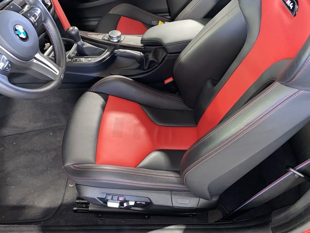 Used 2020 BMW M4 Coupe w/ Competition Package RWD image 7