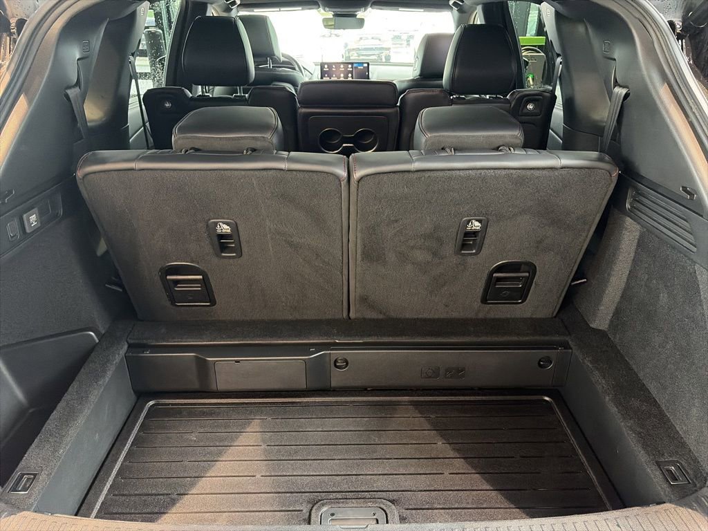 Used 2023 Acura MDX A-Spec AWD/4WD image 13