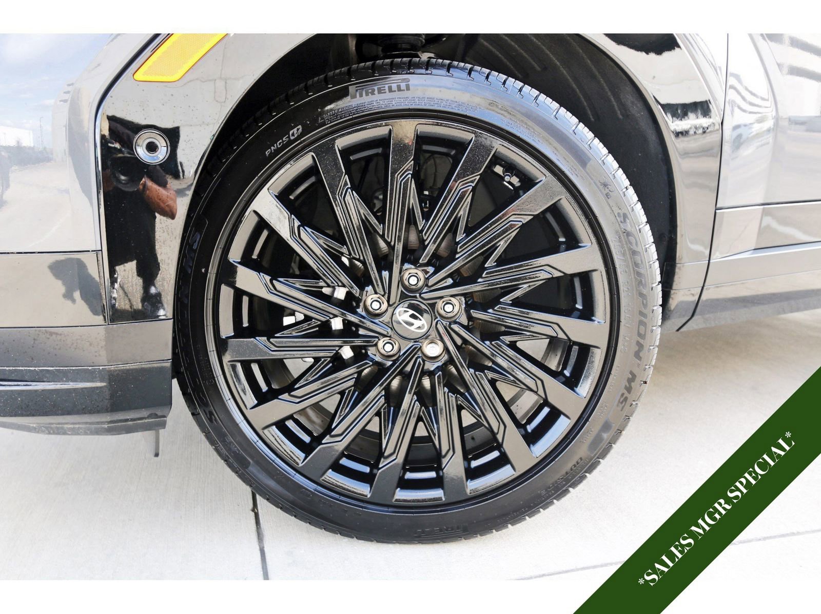 Used 2025 Hyundai Santa Fe Calligraphy image 33